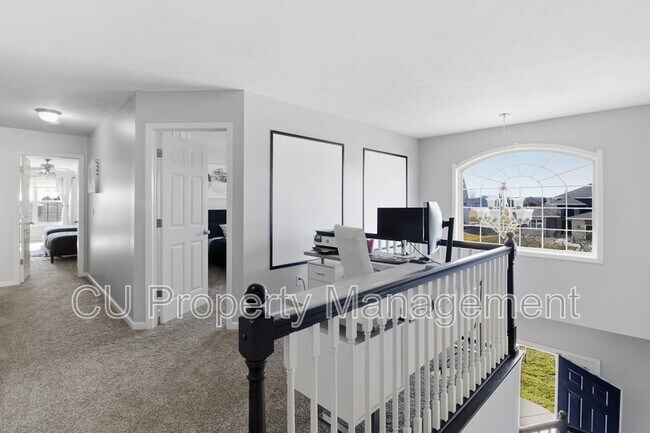 Building Photo - 2950 E Stone Creek Blvd