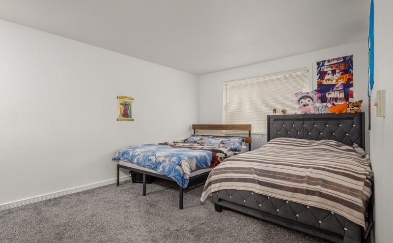 Building Photo - 14526 NE 6th Pl