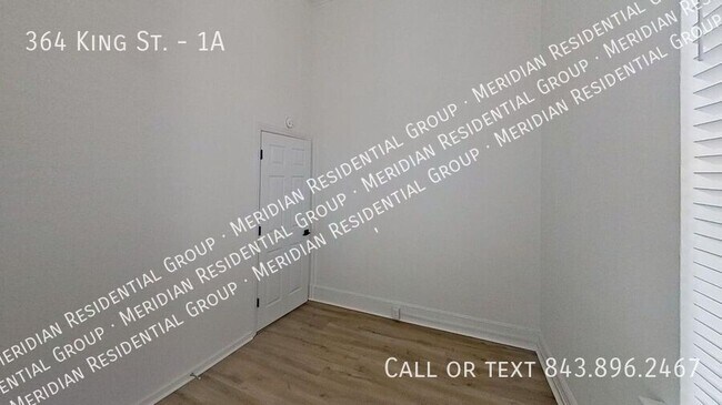 Building Photo - 364 King St