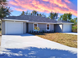 Building Photo - Serene 2/2 In the S Section of Palm Coast!