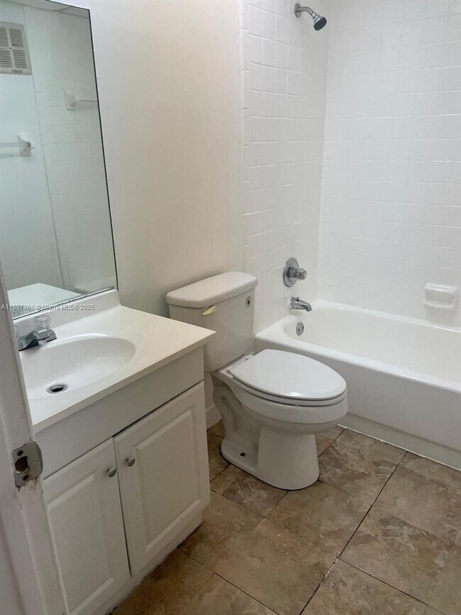 Building Photo - 810 SW 73rd Ave