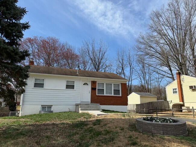 Building Photo - 1411 Harrison St