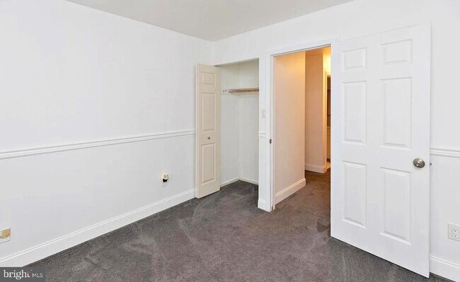 Building Photo - 1139 Thackary Ct