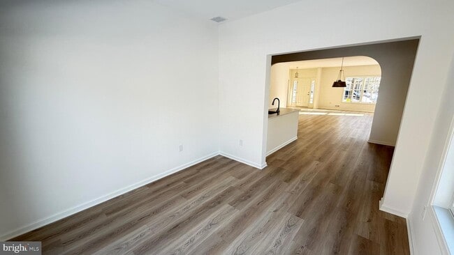 Building Photo - 49 Wagon Wheel Ln