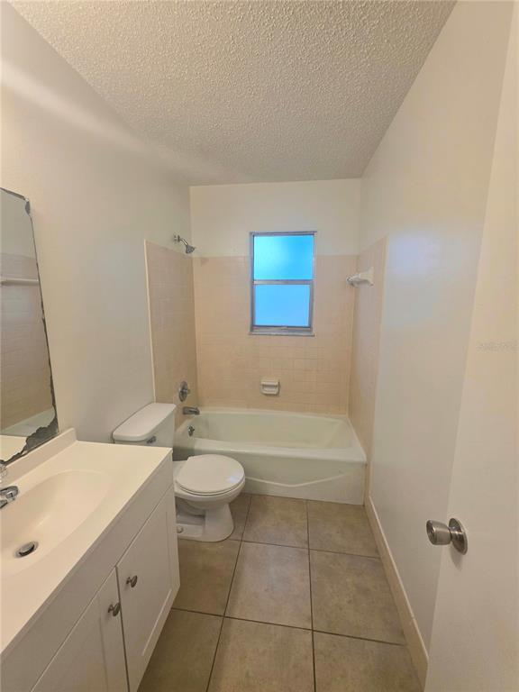 Building Photo - 728 Bahia Cir