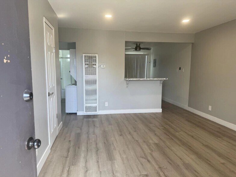 Interior Photo - Casa De Turnbull
