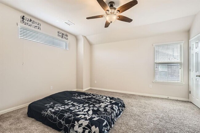 Building Photo - 3061 Agave Loop