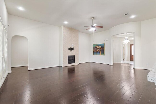 Building Photo - 3014 Paseo de Charros