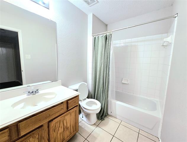 Building Photo - 4156 Palace Pl