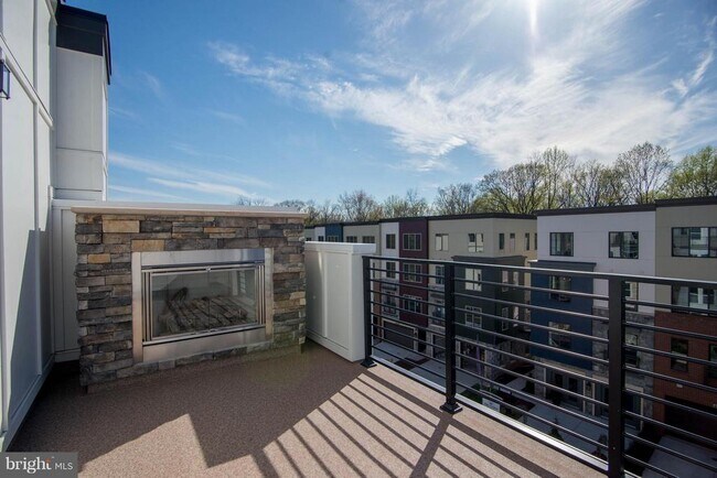 Building Photo - 4939 Trail Vista Ln