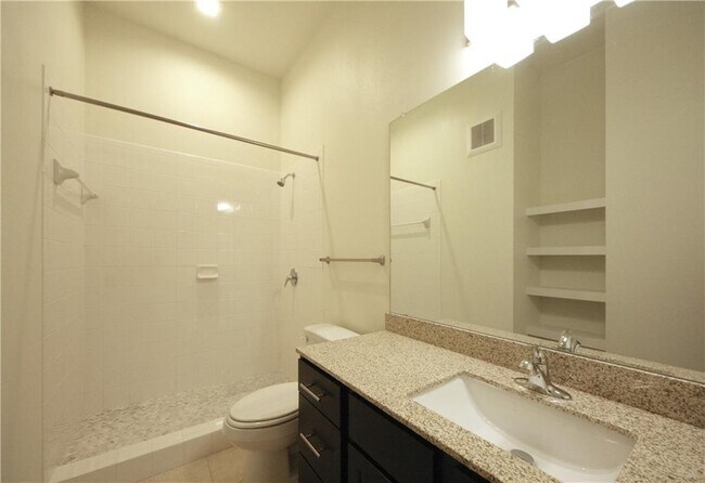 Building Photo - 2400 Louis Henna Blvd