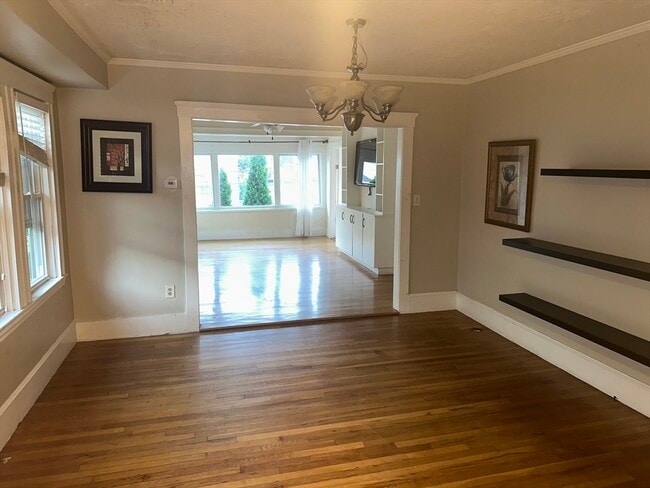 Building Photo - 33 Fifield St