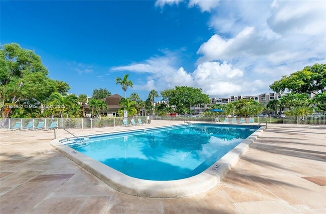 Building Photo - 9446 SW 140th Ct