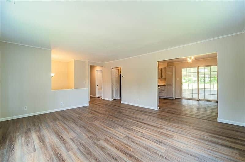 Building Photo - 2722 Otterbein Dr