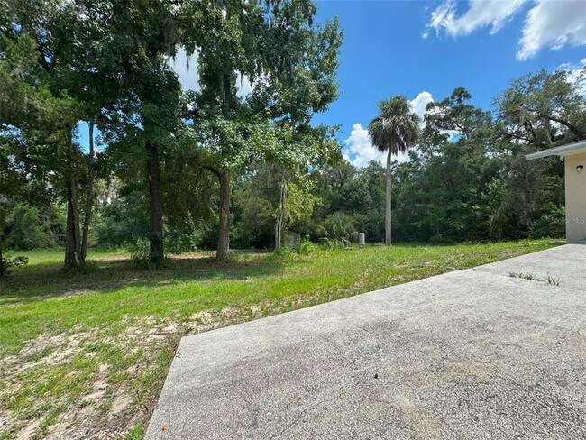 Building Photo - 135 N Lecanto Hwy