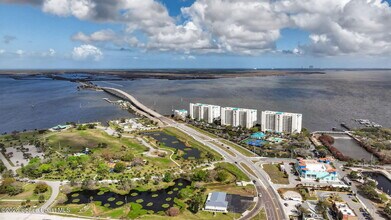 Building Photo - 7 Indian River Ave
