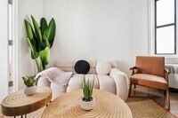 Building Photo - 1290 1st Ave