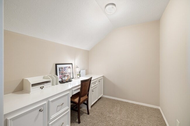 Building Photo - 21603 Christopher Lake Ct