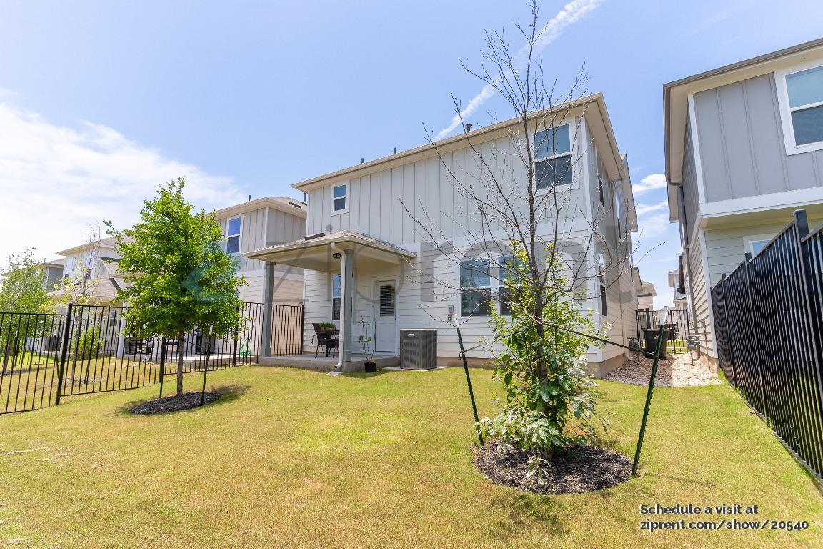 Building Photo - 9617 Dawn Pearl Dr