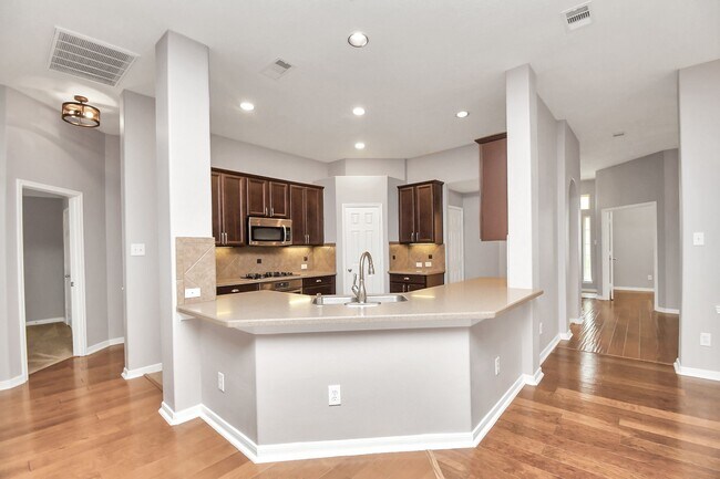 Building Photo - 17311 Elverson Oaks Dr