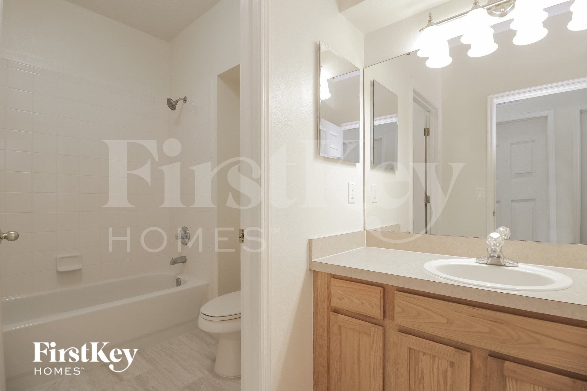 Building Photo - 12353 Accipiter Dr