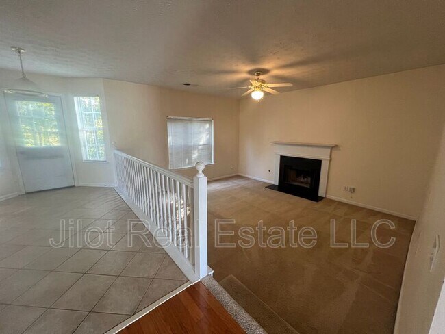 Building Photo - 1640 Bennett Dr