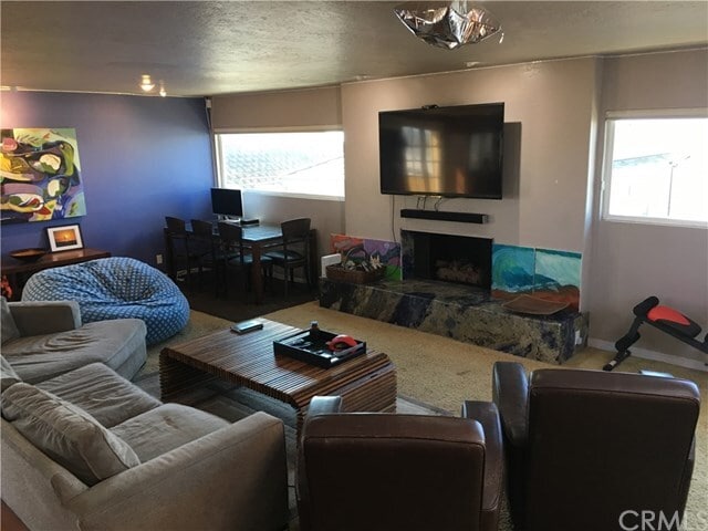Building Photo - 6605 Seashore Dr