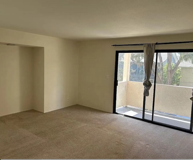 Building Photo - 1751 Liberty St