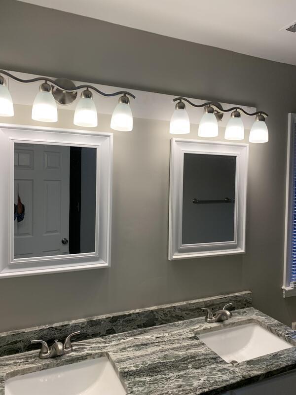 Building Photo - 1061 Sharon Pl