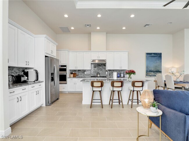 Building Photo - 9288 Cayman Dr