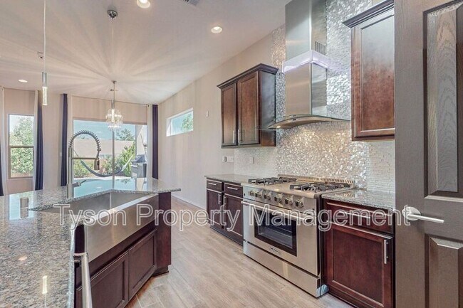 Building Photo - 4701 Cayetana Pl NW