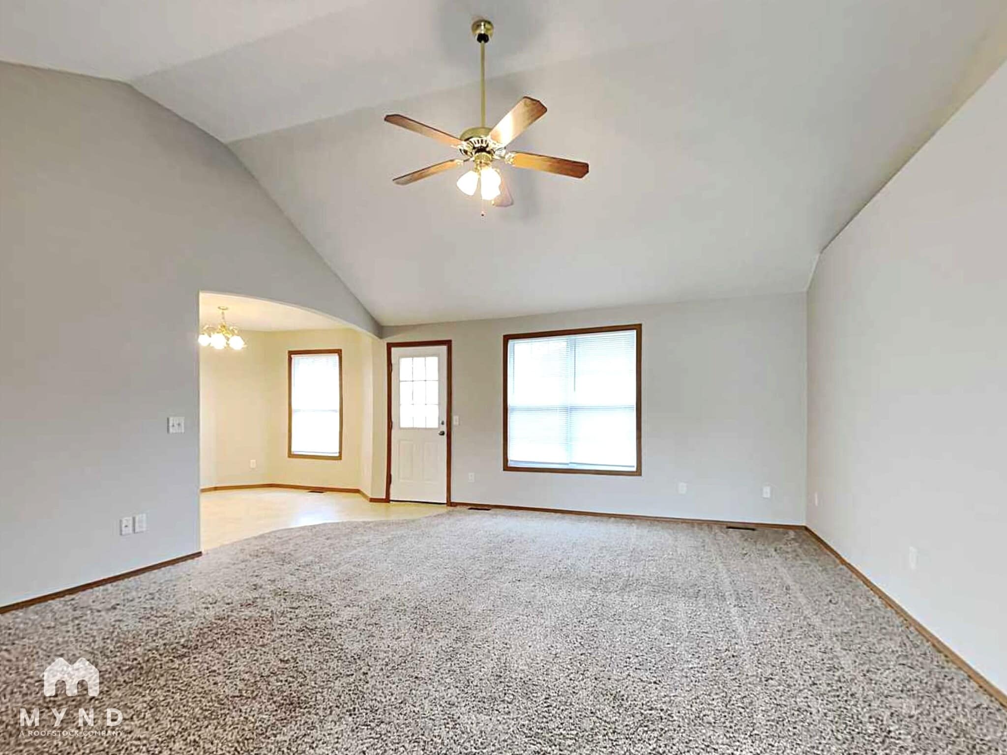 Building Photo - 429 N Century Ave