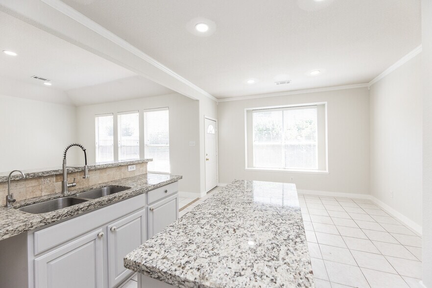Building Photo - 8510 Chickamauga Ln
