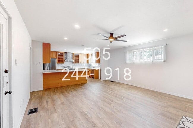 Building Photo - 1601 Georgia St NE