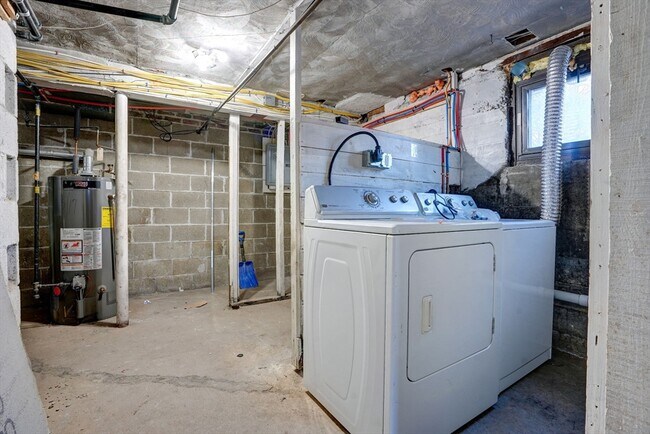 Building Photo - 23 Langley Cir