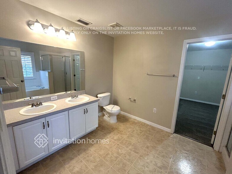 Building Photo - 2258 Blackwood Dr