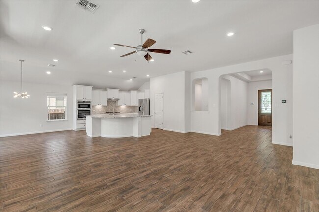 Building Photo - 424 Freeman Park Pl