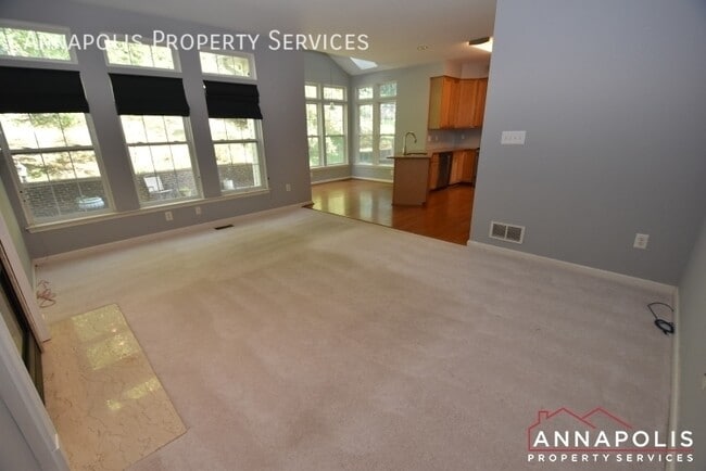 Building Photo - 7 Woodbent Dr