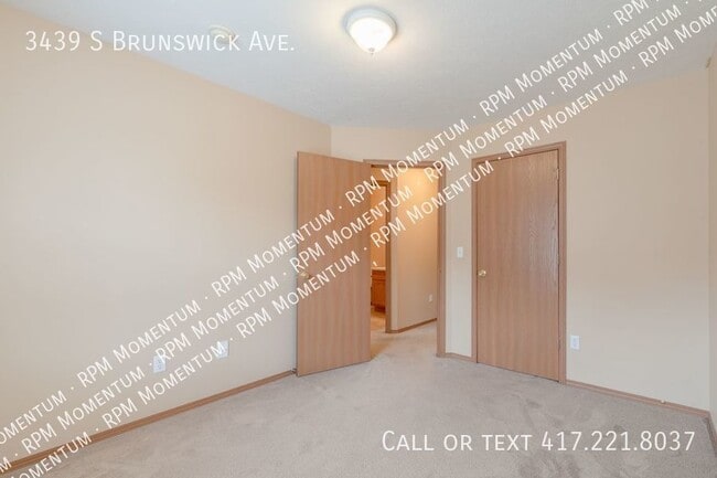 Building Photo - 3439 S Brunswick Ave