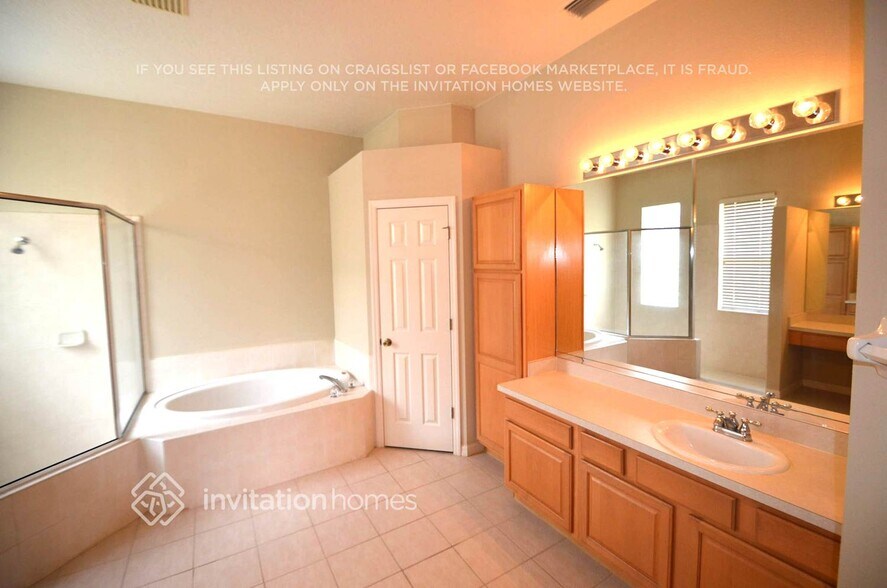 Building Photo - 4815 Mirabella Pl