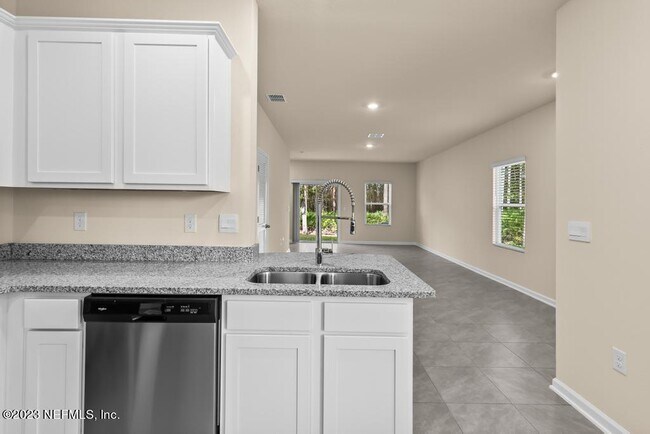 Building Photo - 279 Talulla Trl