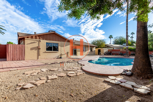 Building Photo - Beautiful 4-Bedroom Home with Pool, and Re...