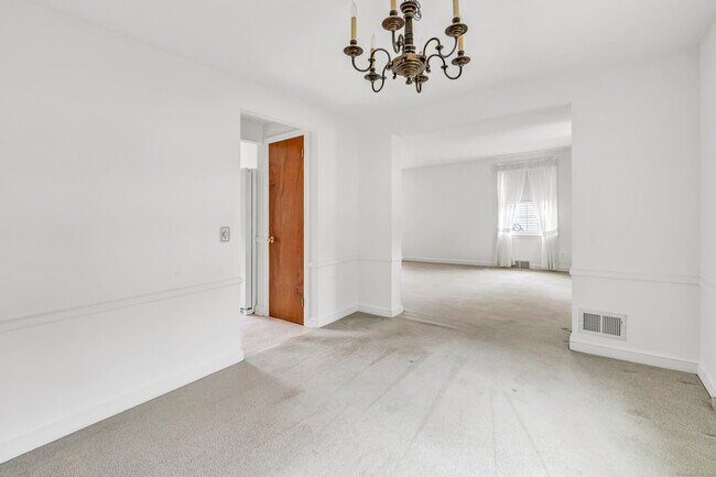 Building Photo - 93 Catherine Terrace