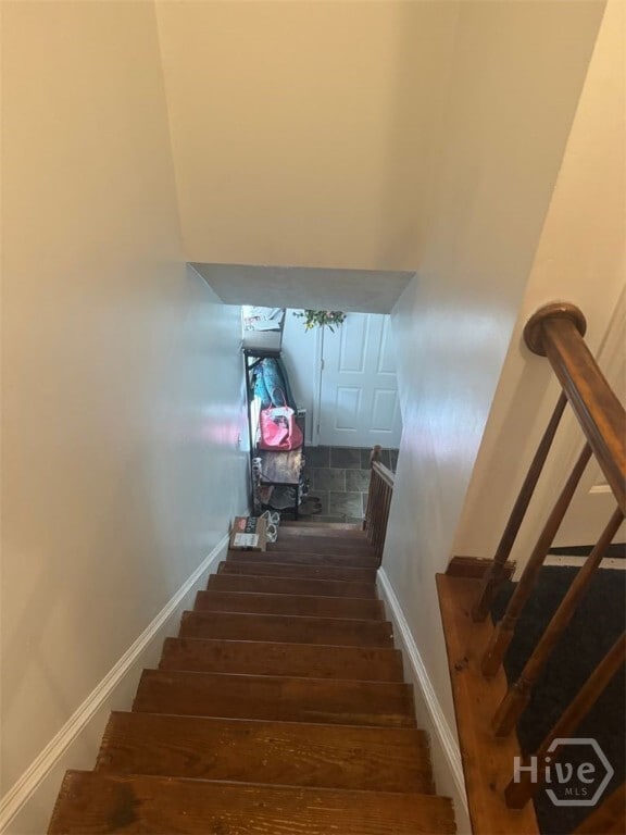 Building Photo - 103 Sleepy Creek Dr