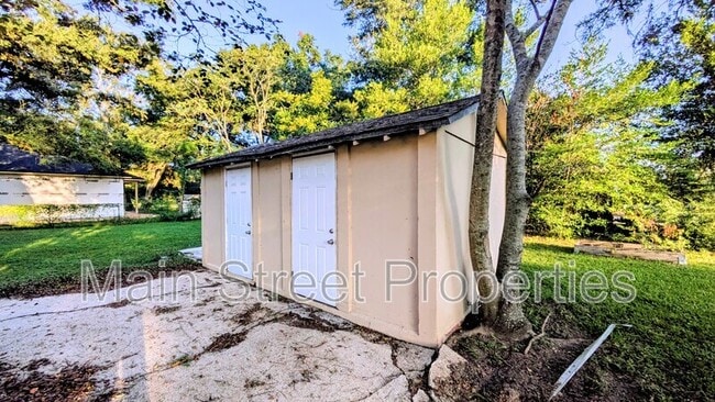 Building Photo - 3500 W Cervantes St