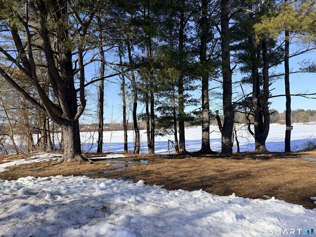 Building Photo - 7 Grandview Dr