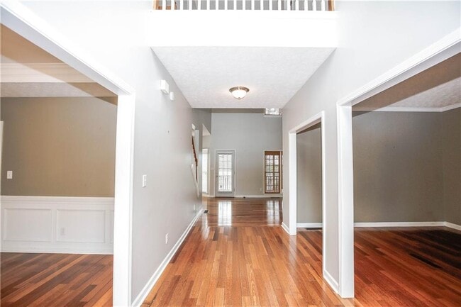 Building Photo - 435 Chandler Ct