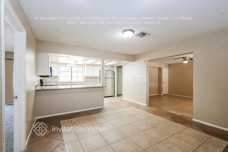Building Photo - 4914 W Catalina Dr