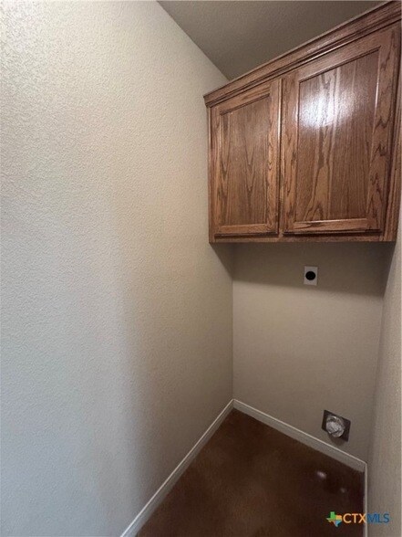Building Photo - 1523 Aztec Trce