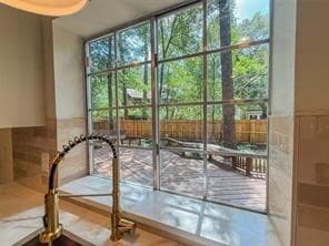 Building Photo - 150 Rushwing Pl